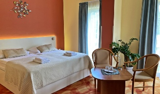 PentaLux Hotel és Apartman - Tata
